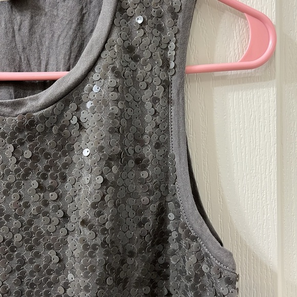 NWOT J Crew Sparkly Sequin Shell Tank Top Crew Neck Sleeveless Blouse Grey Small - Picture 6 of 10